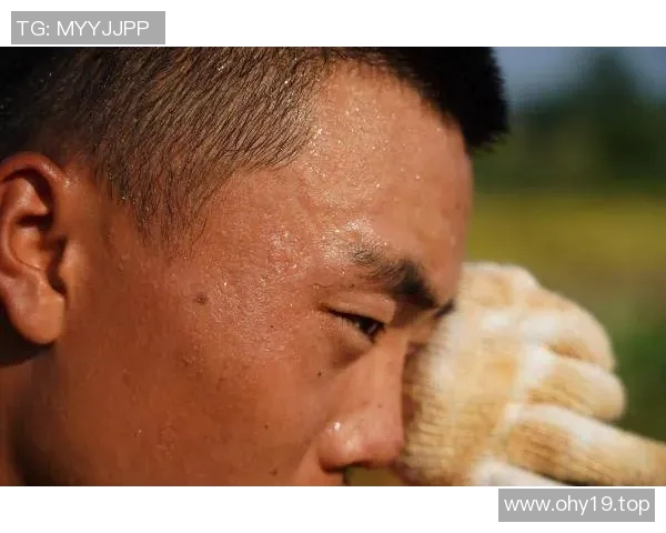 镜头回顾：勇士这一幕令人泪目