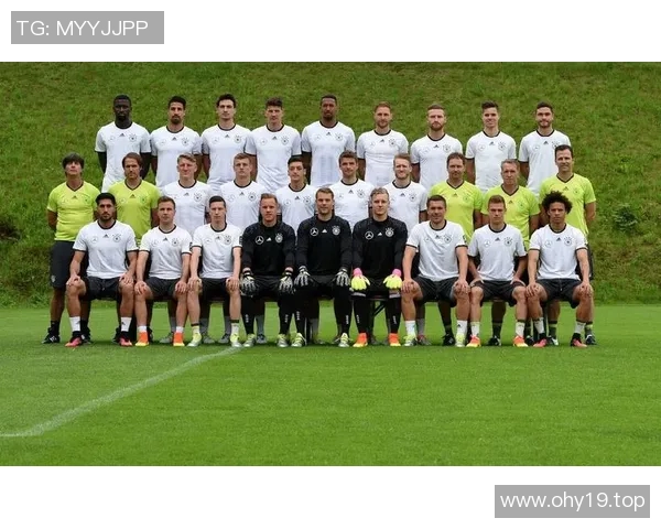 英超球队多样化进攻策略的实践探索与实施效果分析 英超球队多样化进攻策略的实践探索与实施效果分析